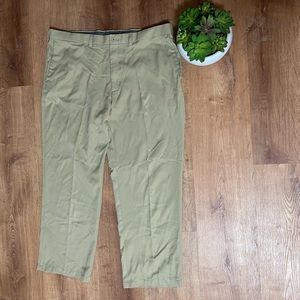 Haggar Tan Flat Front Slacks 42/29 Non-Slip Waist